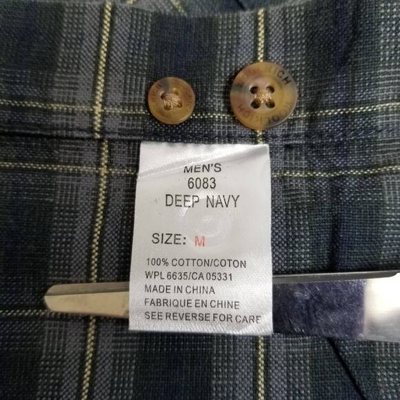 Woolrich Deep Navy Button Down Velcro Pocket Quality Shirt Excellent Size M - Picture 7 of 7